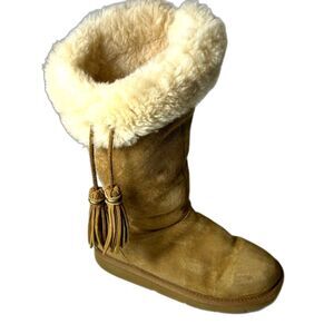 UGG Women's Beige Suede Sheepskin Cuffed Tassel Charm Side Zip Boots Size 5